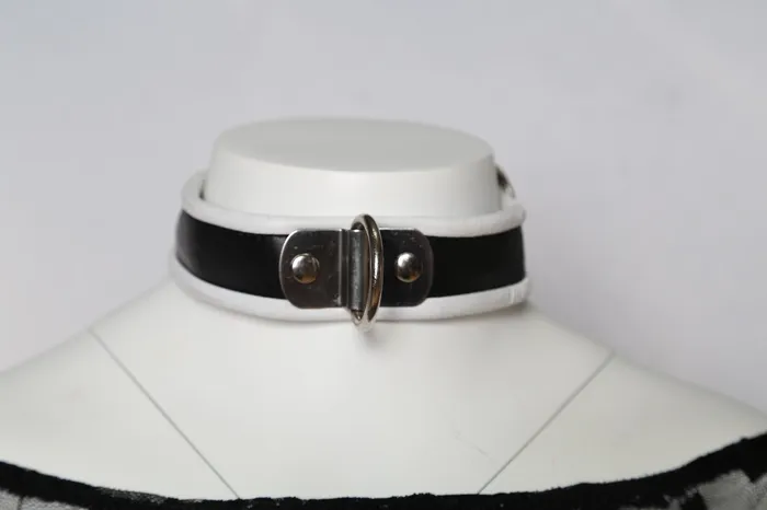 Monochrome Leather Collar HonourSkintwocom Restraints