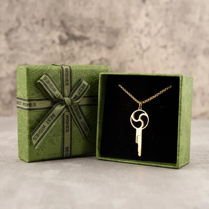 Oxyshop Male Sex Toys Triskelion Chastity Key Necklace Gold Steel