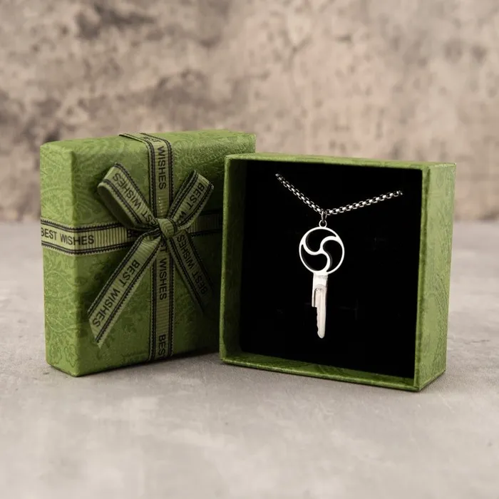 Oxyshop Male Sex Toys Triskelion Chastity Key Necklace Gold Steel