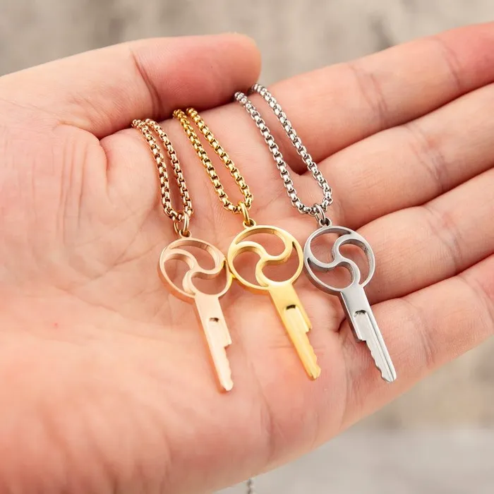 Oxyshop Male Sex Toys Triskelion Chastity Key Necklace Gold Steel
